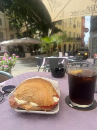 Café – BookNoFees : photo tirée de l'avis de Jens Scafarti sur Moka Domus