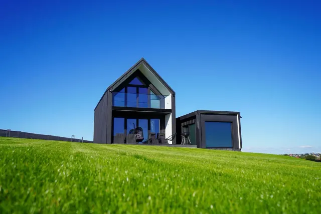 BookNoFees : location de vacances à Rusinowo – Une maison élégante en pleine nature, avec un sauna et un jacuzzi