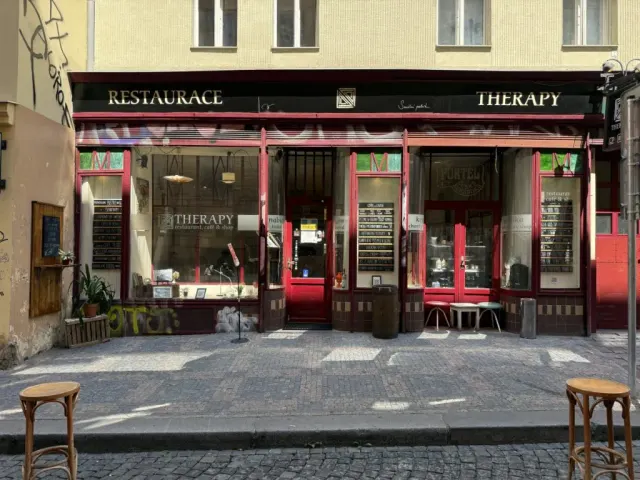 BookNoFees : Restaurant – Café Therapy – Prague – Café-thérapie, photo n° 2
