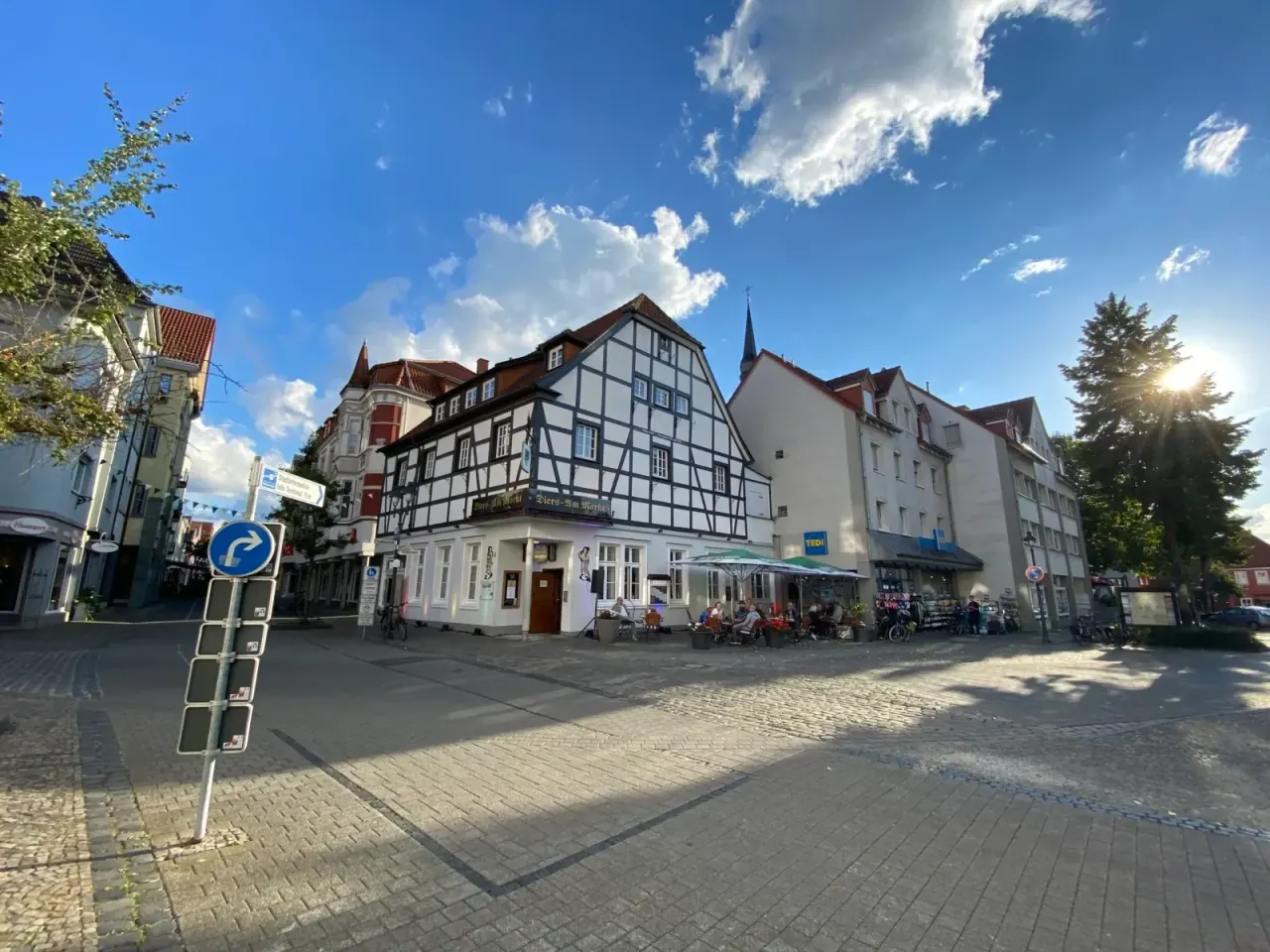 BookNoFees : Restaurant – Altes Gasthaus Diers am Markt – Werl – Ancienne auberge « Diers am Markt », photo n° 1