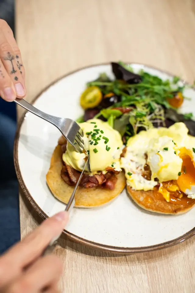BookNoFees : Café – Blueberry Brunch – Budapest – Brunch aux myrtilles, photo n° 2