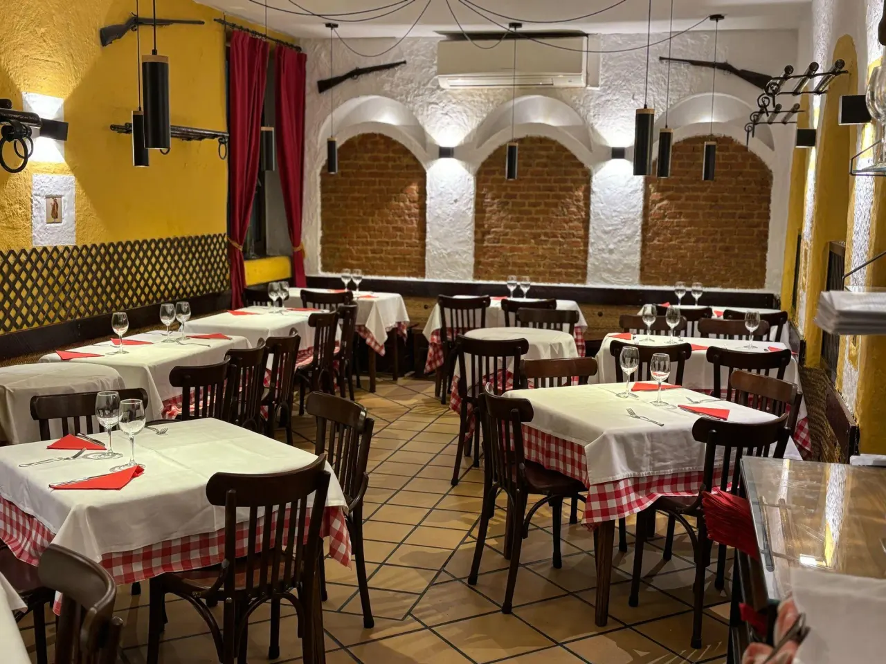 BookNoFees : Restaurant – El Lacón – Madrid – Le Lacón, photo n° 1
