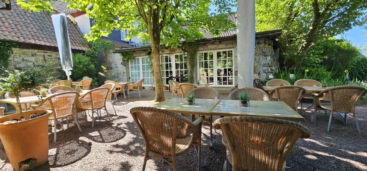 BookNoFees : Restaurant – Altes Backhaus – Arnsberg – Ancien four à pain, photo n° 1