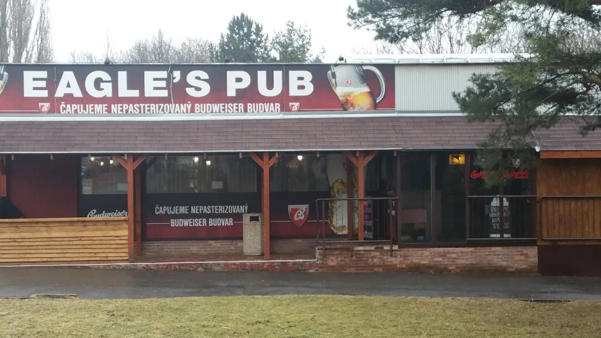 BookNoFees : Restaurant – Eagle's PUB – Bratislava – Le PUB de l'Aigle, photo n° 1
