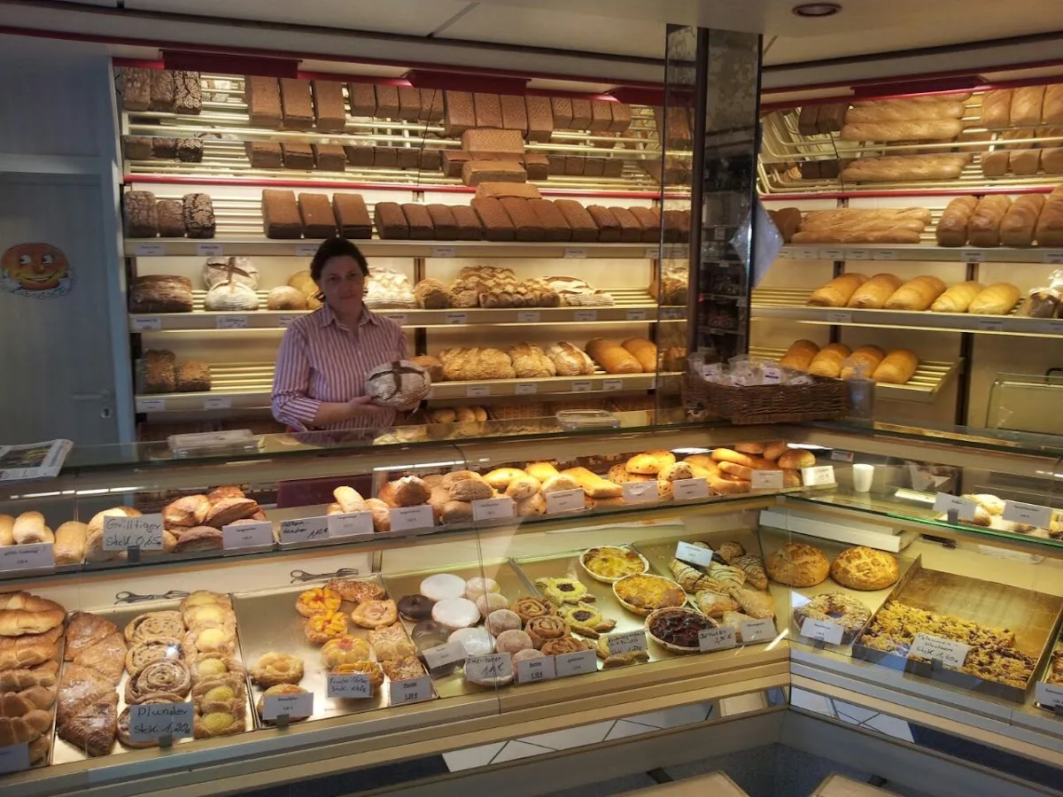 BookNoFees : Boulangerie – Bäckerei Konditorei R. Leitner – Brilon – Boulangerie-pâtisserie R. Leitner, photo n° 1
