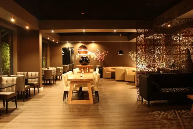 BookNoFees : Restaurant – Mchi – Amsterdam – Le soleil de midi, photo n° 3
