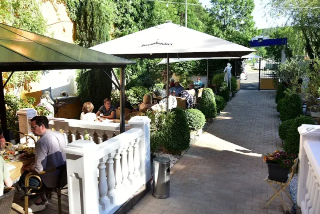 BookNoFees : Restaurant – Athos – Siegen – Athos, photo n° 3