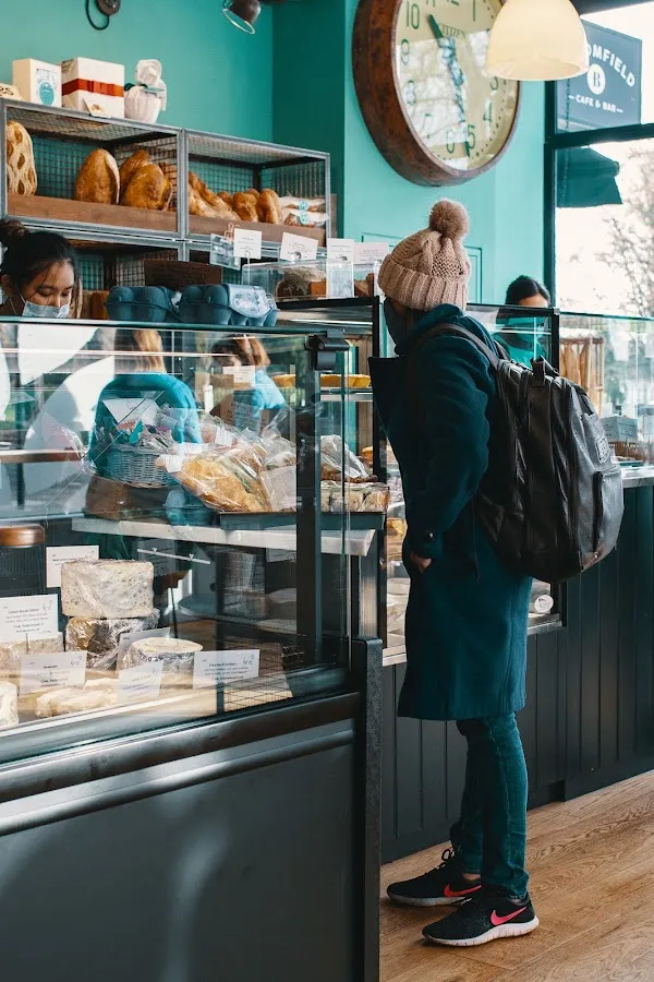 BookNoFees : Boulangerie – Holtwhites Bakery & Deli – London – Holtwhites Boulangerie & Épicerie fine, photo n° 1