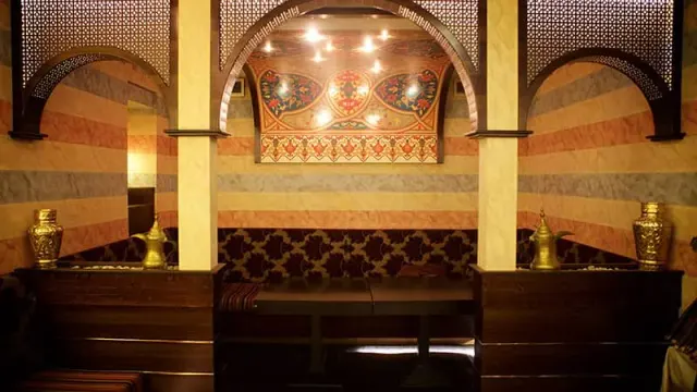 BookNoFees : Restaurant – Al-Amir – Budapest – Le Prince, photo n° 2