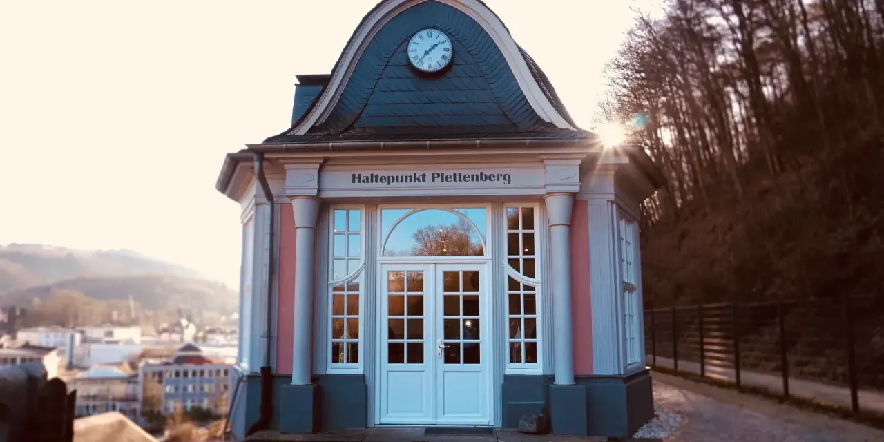 BookNoFees : Café – Café Haltepunkt – Plettenberg – Café Haltepunkt, photo n° 1