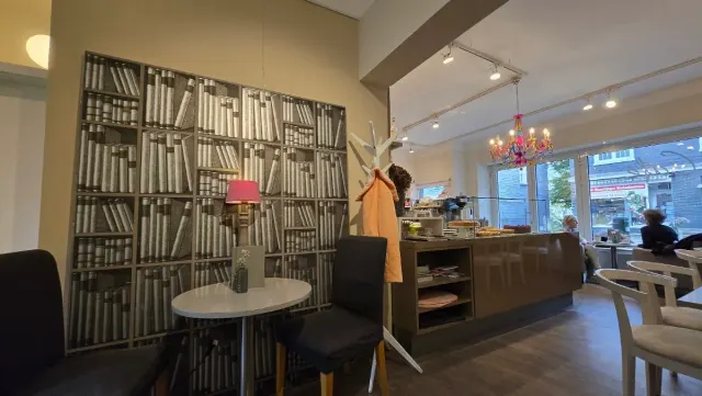 BookNoFees: Café Krokant, Sprockhövel