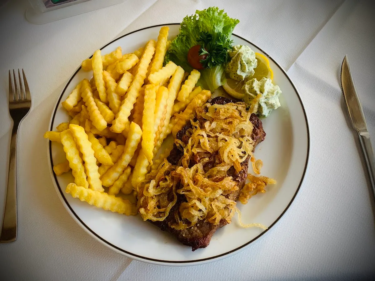 BookNoFees : Restaurant – Dirkes F.-Rainer Gastwirtschaft – Marsberg – Le restaurant de Dirke F.-Rainer, photo n° 1
