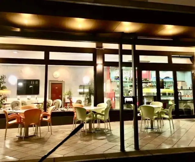 BookNoFees : Restaurant – Eiscafé La Dolce Vita – Schalksmühle – Eiscafé La Dolce Vita, photo n° 3