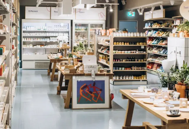 BookNoFees : Café – OTOTO Store Amzei – Bucharest – Boutique OTOTO Amzei, photo n° 2