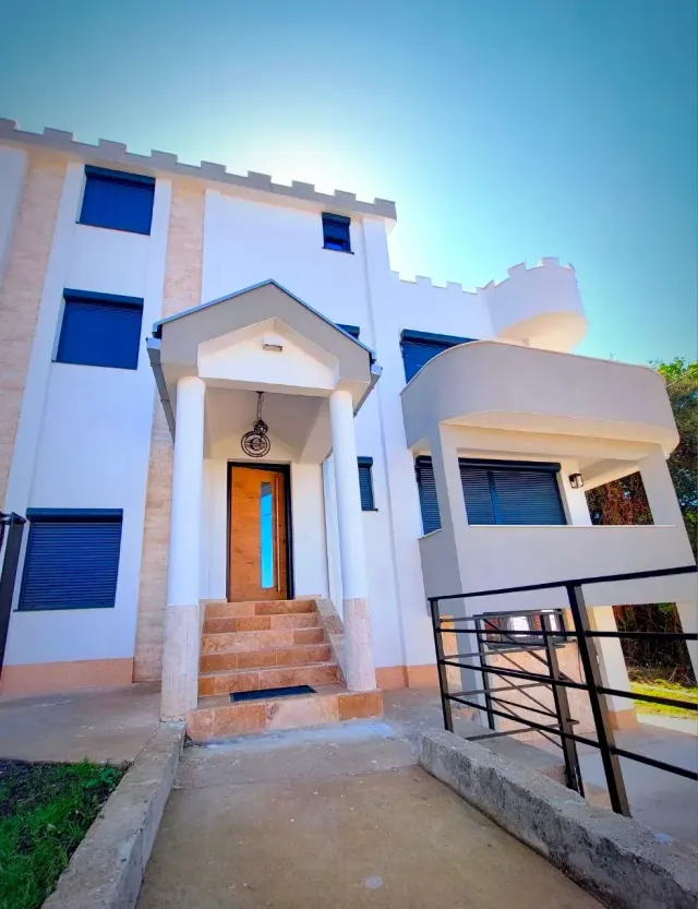 BookNoFees: GreenCastle - Appartement de vacances Rapunzel – Bar Montenegro