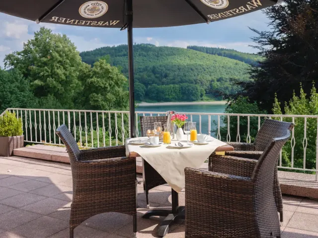 BookNoFees : Restaurant – Welcome Hotel Meschede/Hennesee – Meschede – Welcome Hotel Meschede/Hennesee, photo n° 3