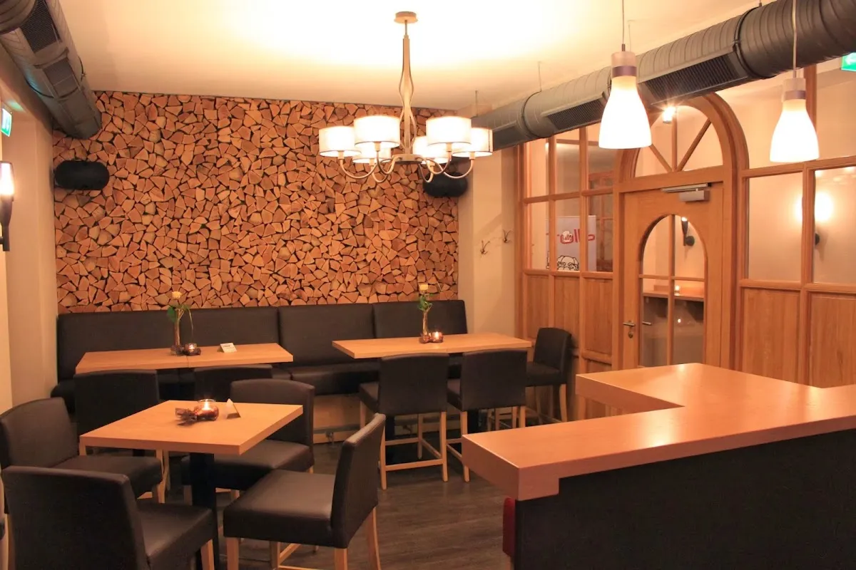BookNoFees : Restaurant – Troll's Brauhaus – Medebach – La brasserie du Troll, photo n° 1