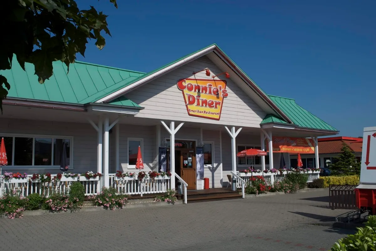 BookNoFees : Restaurant – Connies Diner – Kamen – Connies Diner, photo n° 1