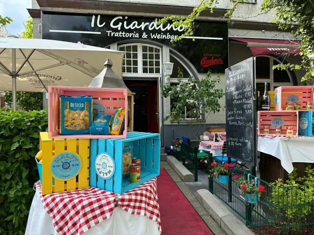 BookNoFees : Restaurant – Il Giardino – Berlin – Le Jardin, photo n° 2