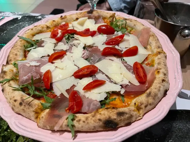 BookNoFees : Restaurant – ETIEN PIZZA BAR – Athens – ETIEN PIZZA BAR, photo n° 2