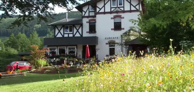 BookNoFees: Café am Kurpark, Lennestadt