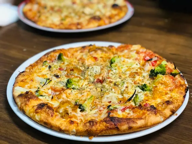 BookNoFees : Restaurant – Die Stadt Pizzeria – Wetter (Ruhr) – La pizzeria de la ville, photo n° 3