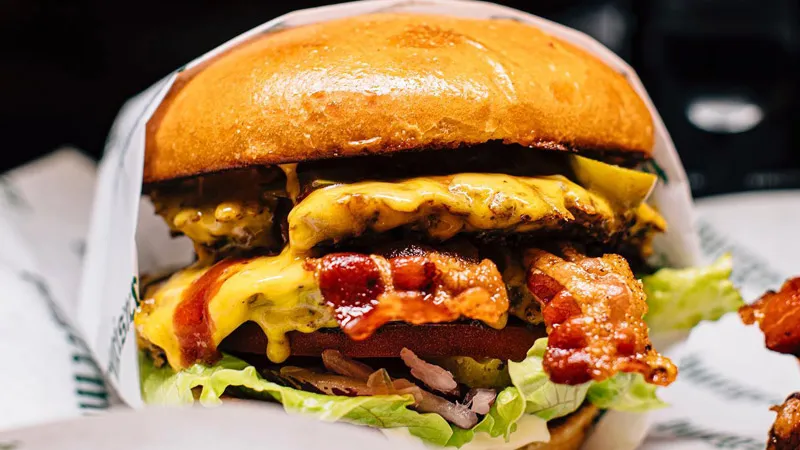 BookNoFees : Snack – Burgermeister Eberswalder – Berlin – Maire d'Eberswalde, photo n° 1