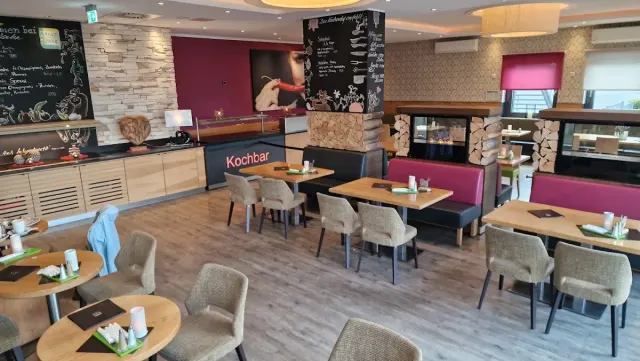 BookNoFees : Restaurant – Autohof Lippetal – Lippetal – Aire de repos de Lippetal, photo n° 2