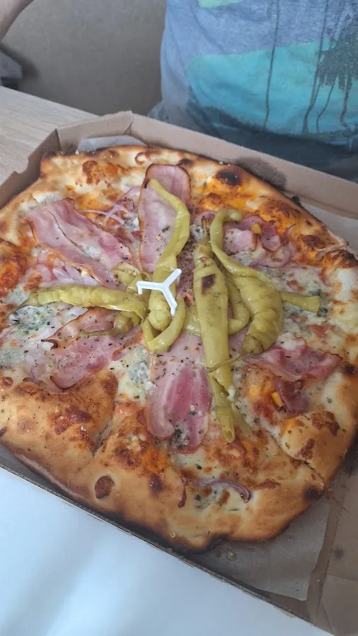 BookNoFees : Restaurant – Pizza Carla – Bratislava – Pizza Carla, photo n° 2