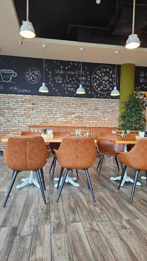 BookNoFees : Restaurant – Fragolino Bistro – Bratislava – Fragolino Bistro, photo n° 1