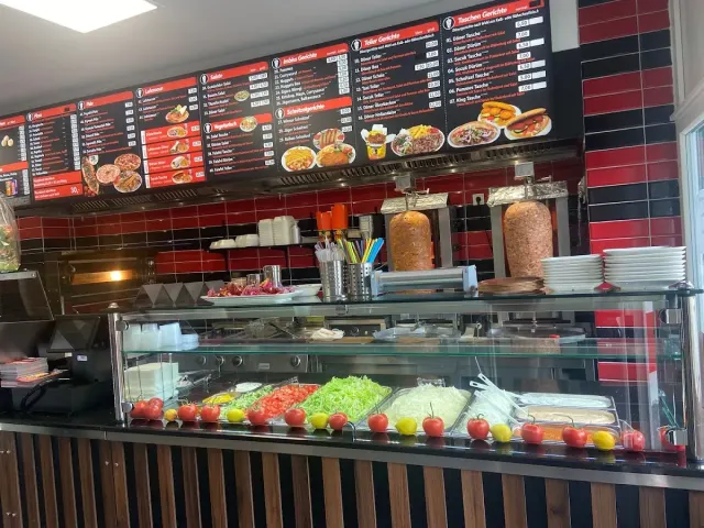 BookNoFees: King Kebap, Altena