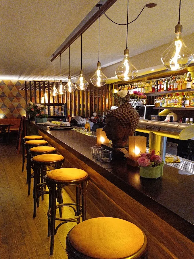 BookNoFees : Restaurant – Café Central – Lippstadt – Café Central, photo n° 1