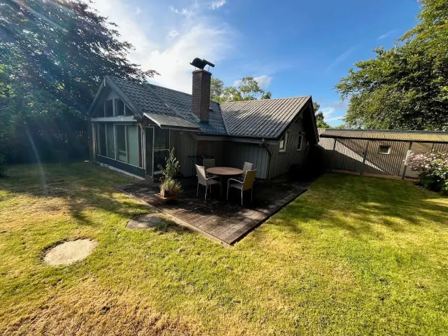 BookNoFees : location de vacances à Brekendorf – Petite maison en bois au cadre paisible avec jardin privé