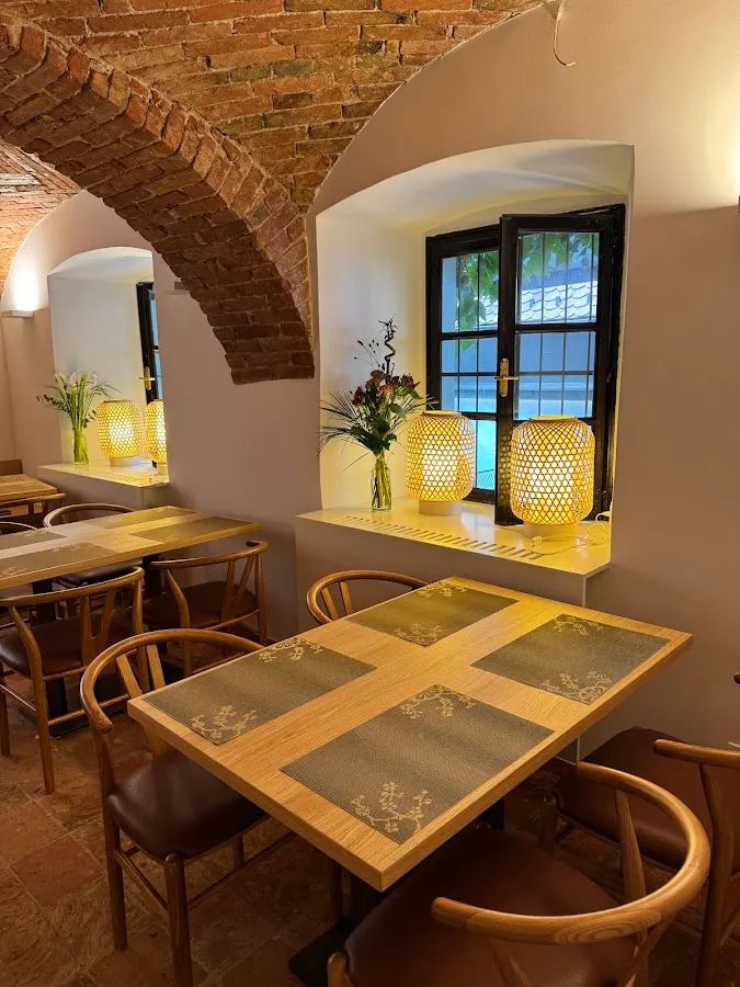BookNoFees : Restaurant – Chinese Restaurant NiamNiam Garden – Ljubljana – Restaurant chinois NiamNiam Garden, photo n° 1