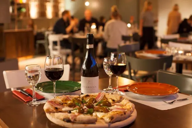 BookNoFees : Restaurant – Capperi – Helsinki – Câpres, photo n° 3