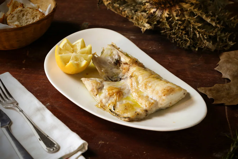 BookNoFees: Photo d’illustration : Poisson grillé